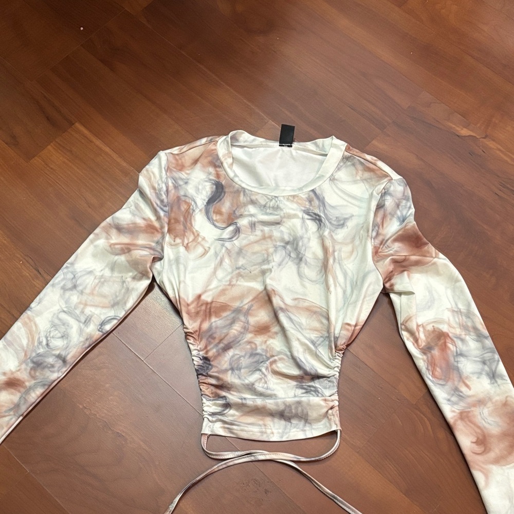 SHEIN Marble Print Long Sleeve Crop Top - Cream and Brown